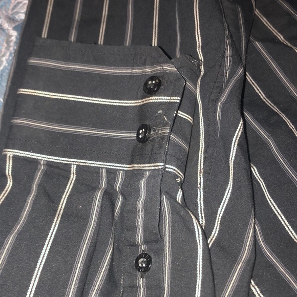 LevelTen button down - Picture 4 of 5
